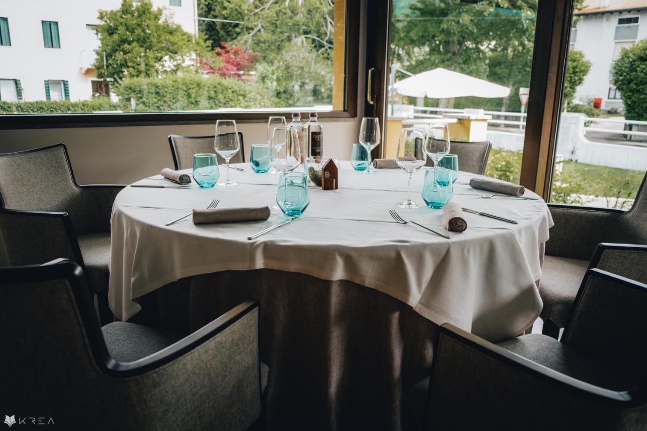 Casa Valcellina Hotel Ristorante Montereale Valcellina Buitenkant foto